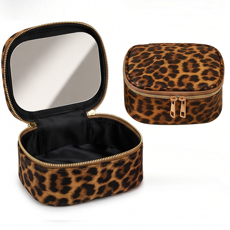 Tech Accessories Travel Bag - กระเป๋าเครื่องสำอางพกพาแบบใหม่ปี 2026 กระเป๋าเก็บเครื่องสำอางพร้อมกระจก กระเป๋าแต่งหน้ากันน้ำสำหรับเดินทาง กระเป๋าจัดระเบียบเครื่องสำอางขนาดเล็กสำหรับผู้หญิง