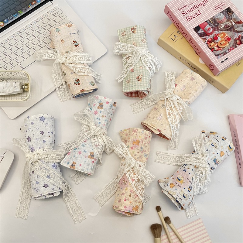 กระเป๋าใส่ดินสอแบบม้วนลายน่ารั - Tech Accessories Travel Bag บทวิจารณ์และราคา
